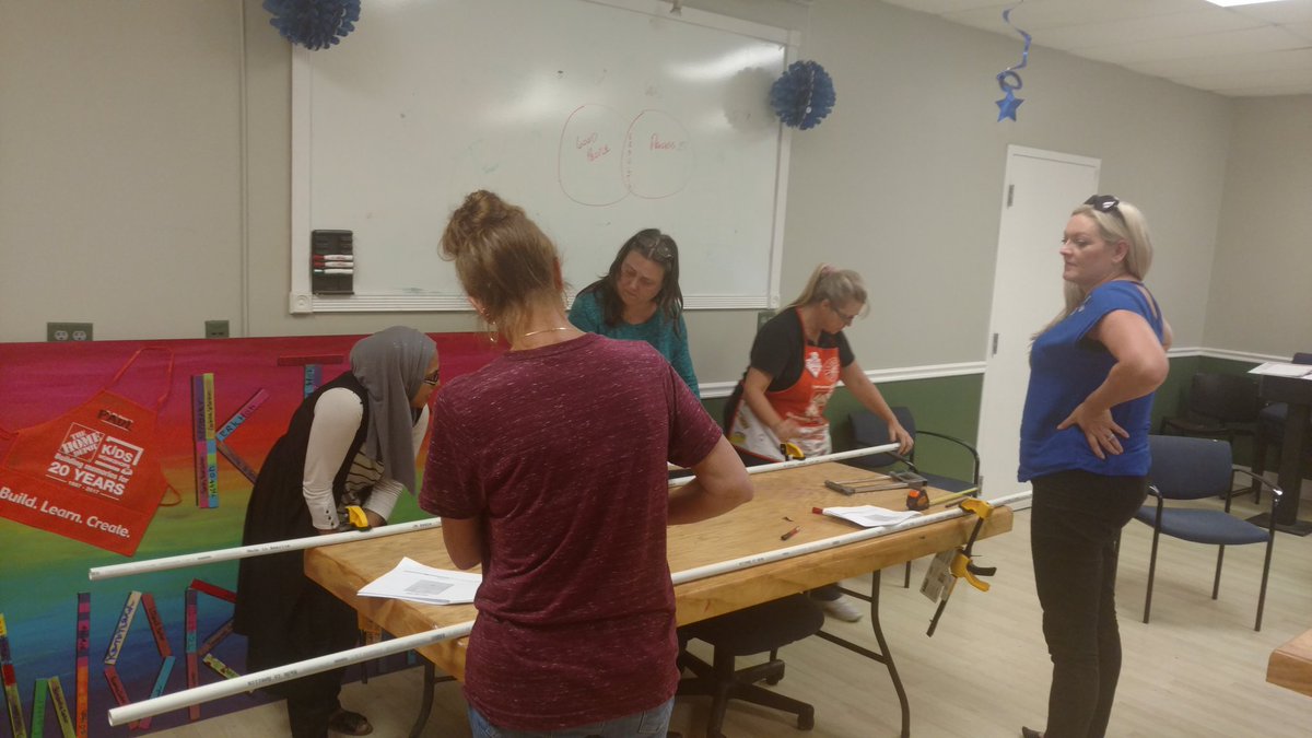CSScott614's tweet photo. Dothan's HD0808 Shell, does an amazing job at DIH (Do It Herself) Workshops!  @JohnCassel808 @williemgriffjr @KelliTawney @rfriedlieb https://t.co/9PgYGDNIBV