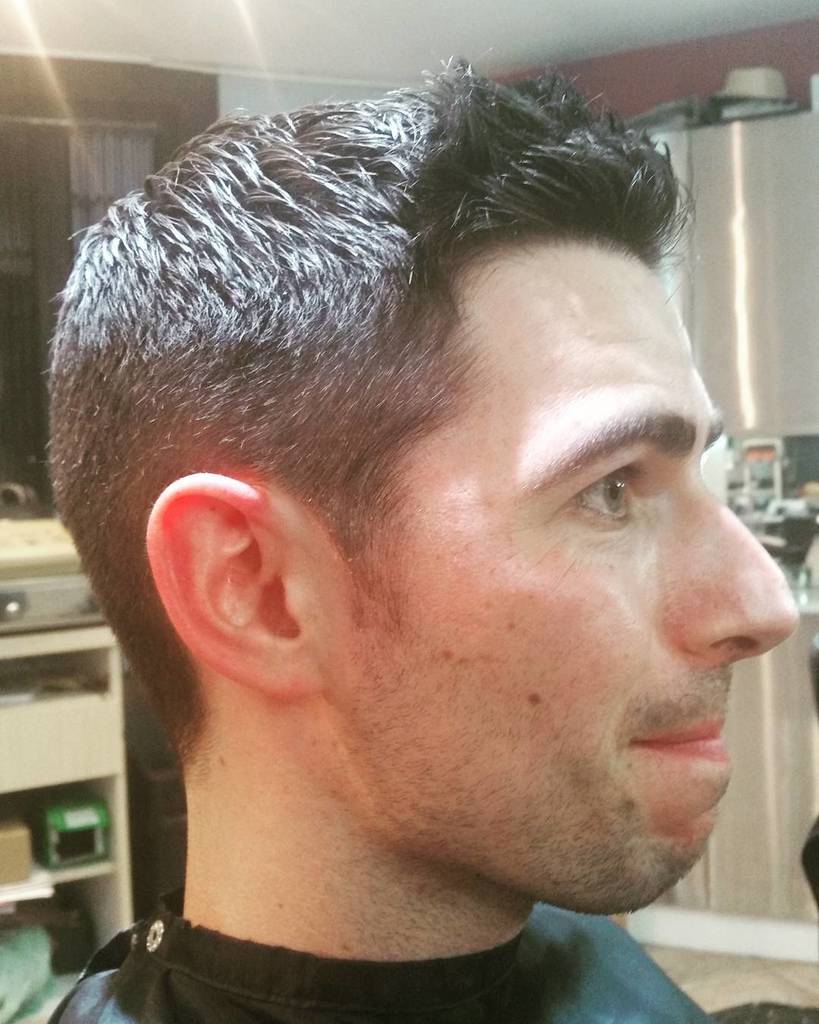 VincentsDen4Men's tweet image. Kincardine next week. #haircut #scissorsontop #clippers #hairbyjohnfreda #scaramouche&amp;amp;fandango #cream #etobicoke #… ift.tt/2uEECYt