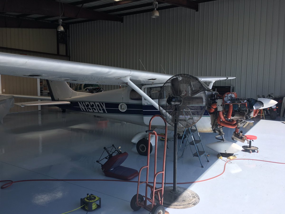 DDDaniel55's tweet photo. Day one. One cylinder off the plane. Heading to Prosper, Texas in the morning to have it repaired. #flyingtomorrow https://t.co/w4WEqUNyMl