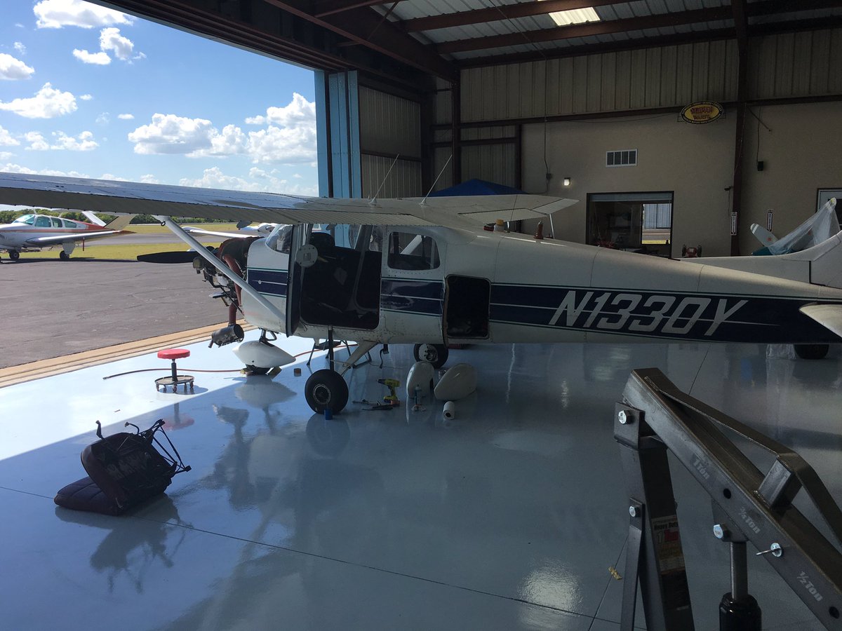 DDDaniel55's tweet photo. Day one. One cylinder off the plane. Heading to Prosper, Texas in the morning to have it repaired. #flyingtomorrow https://t.co/w4WEqUNyMl