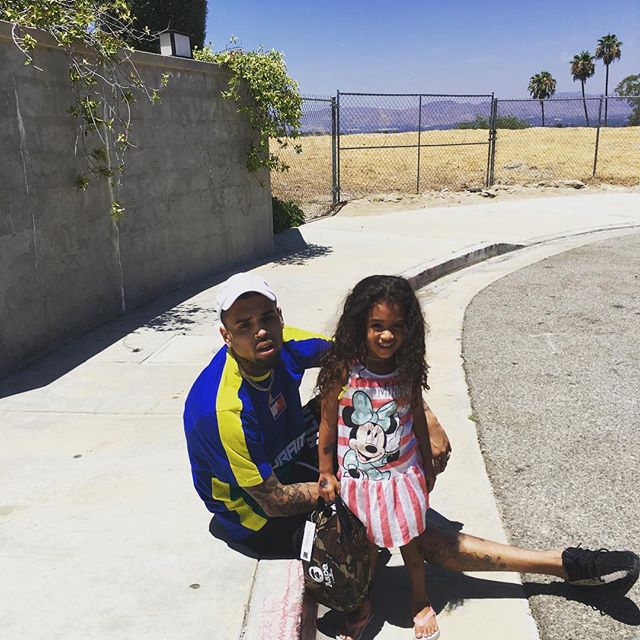 chrisbrown tweet picture