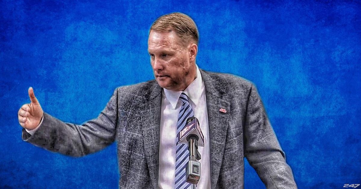 WFUonScout's tweet photo. BREAKING - Hugh Freeze has resigned as head coach at Ole Miss https://t.co/a5vSzscMFe https://t.co/KsDLPk11fi