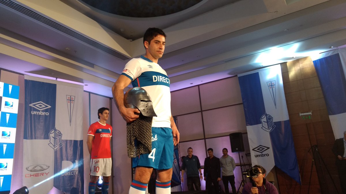 Cruzados's tweet photo. ¡Esta es la #NuevaArmaduraUC! ✊⚪🔵⚪ https://t.co/VlaQSjJqOL