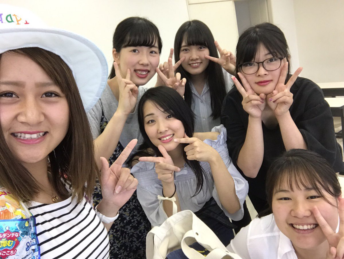 k_821y's tweet photo. 7/16(日)
ASUKA  HAPPY  BIRTH  DAY

渡すの遅れたけどみんなで作った
フィットチーネグミリュック🎒
全部で約50個使って頑張って作った😜

これを食べて応募当ててな！ https://t.co/T5VtfTgg5W