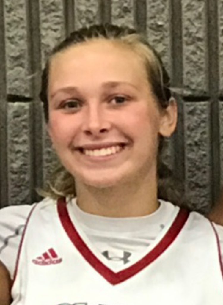 DayMetroHoops's tweet photo. (2020) 5'9 Gigi Painter is a solid guard. Does a little bit of everything. Strong, tenacious, scores around the rim and elevates the game! https://t.co/L1ihwXUSDI