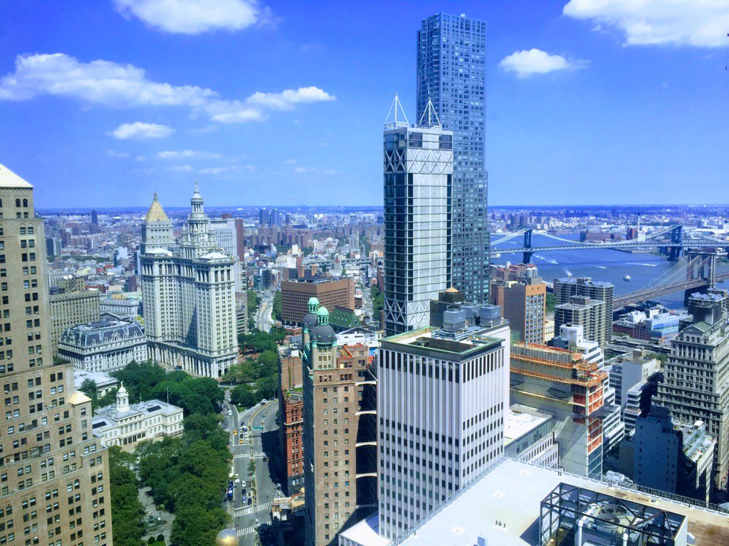 nivedita_bhasin's tweet photo. Enjoyed every moment of my stay in this fascinating city #NewYork #ALIVENAWAKE #Reverberating #Bustling #Thankful https://t.co/cAwPYyhYz3