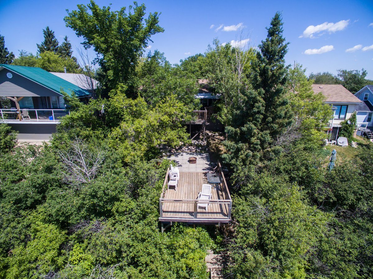SladeRealEstate's tweet photo. Who could use a new lake getaway? You guys know this is my favorite lake :)  https://t.co/rt6UkDTvHV https://t.co/BG4ECEE383