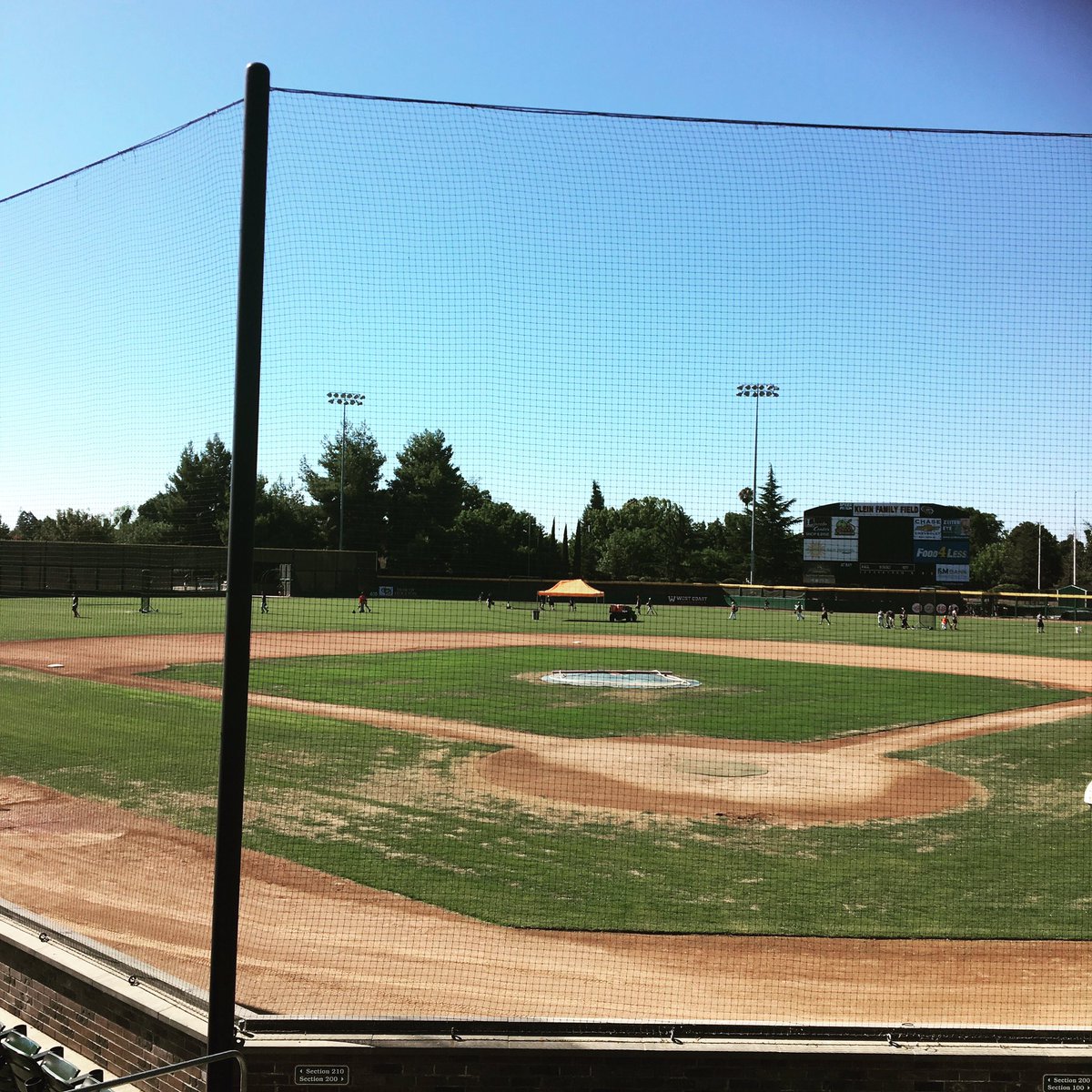 UOP Baseball Camps tweet media