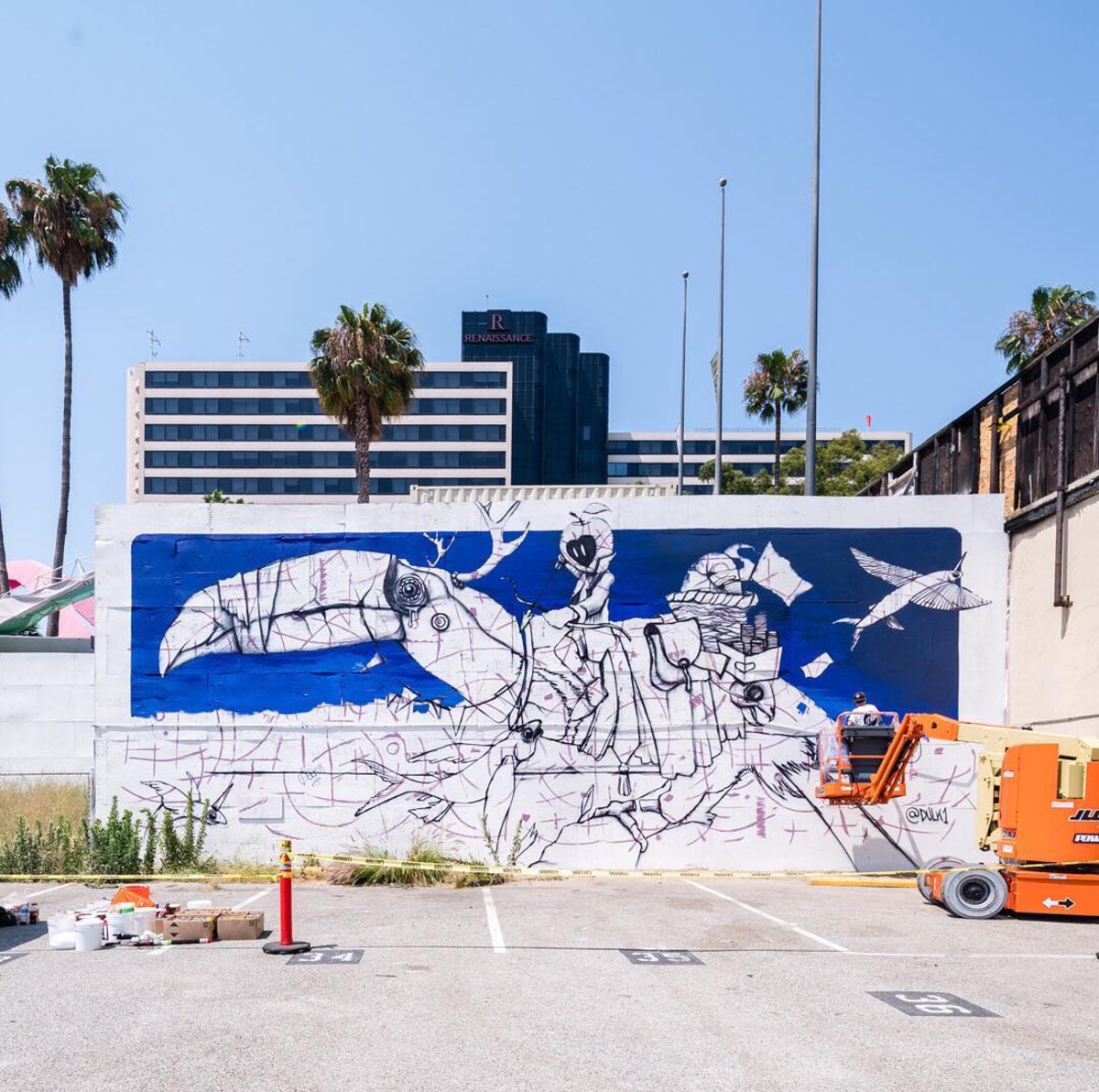 dcwallsfestival's tweet photo. Magic cont's at @powwowlongbeach’17. -> @ezra_one, #dulk1, @vanpattenart & #busybirdy. •Pic= @bshigeta @john_pangilinan #jaedee23• #PWLB17 https://t.co/TFTjNpiqCF