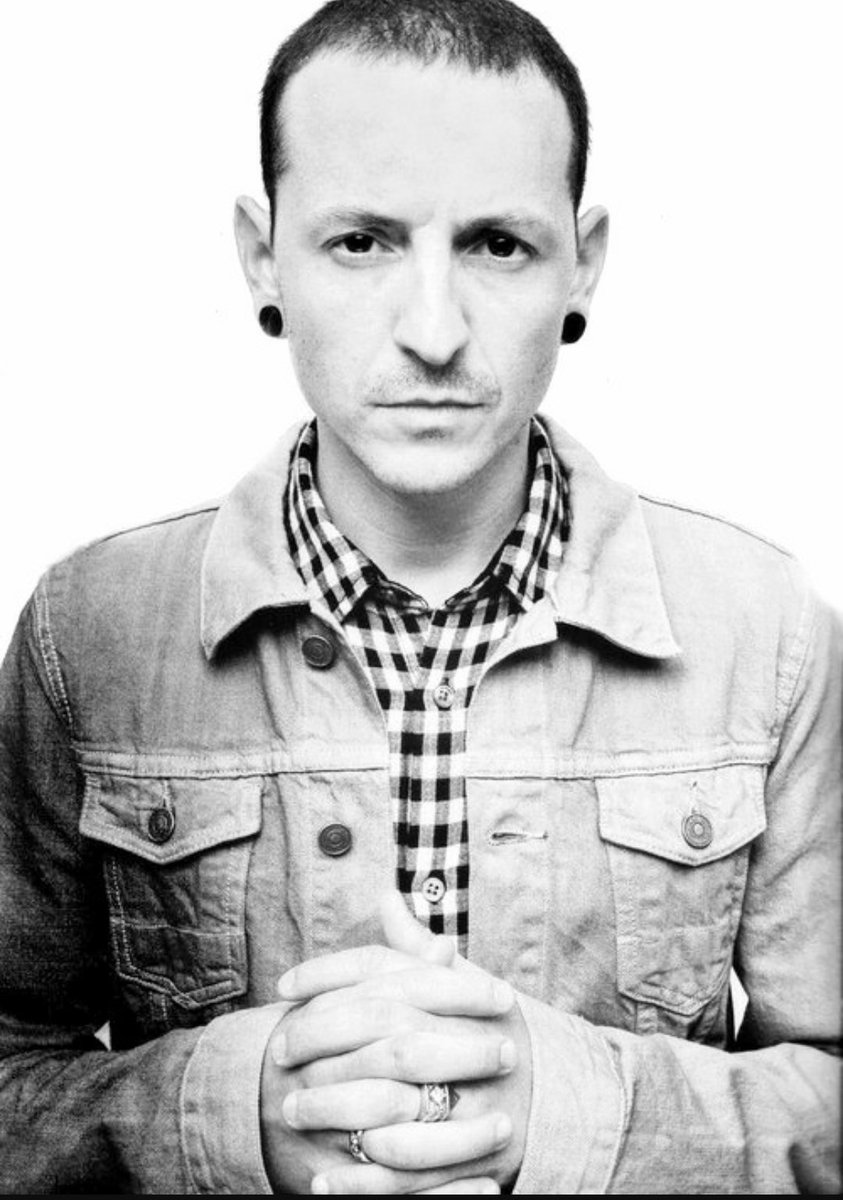 _troygundle_'s tweet photo. Thanks for every thing 💔😔 you will be missed #chesterbennington #linkinpark https://t.co/pV1oq40lg0