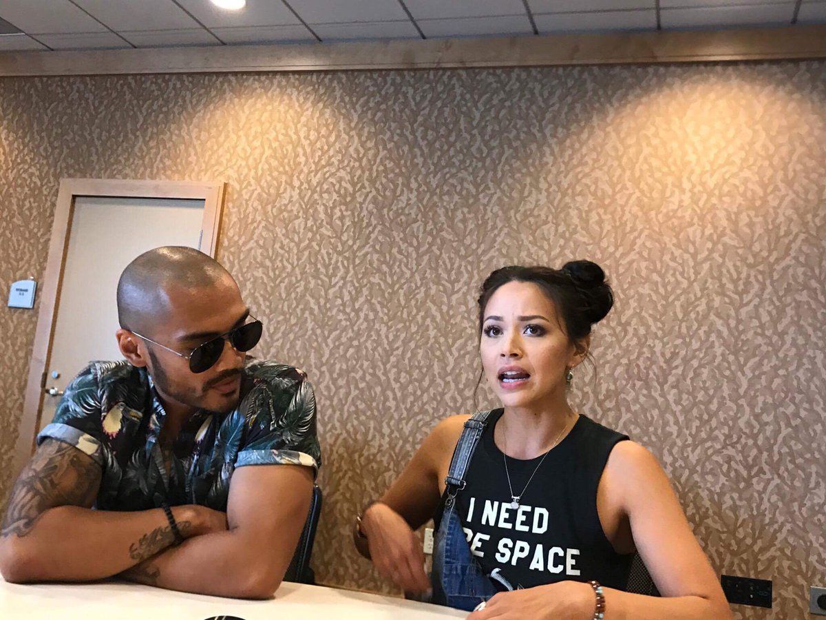 mulderville's tweet photo. Press roundtable @dark_matterTV #AnthonyLemke
#mafiacapitale #JodelleFerland #JayFirestone #AlexMallariJr MelissaONeil @Comic_Con #sdcc https://t.co/qHYYU12hNx
