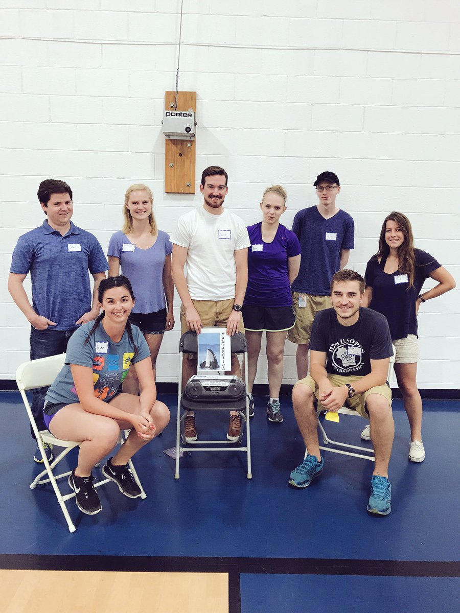 ATCgrid's tweet photo. ATC interns joined in the @UnitedWayGMWC #InternDayOfAction today! #PositiveEnergy #WeCare https://t.co/cmqccy7DjC