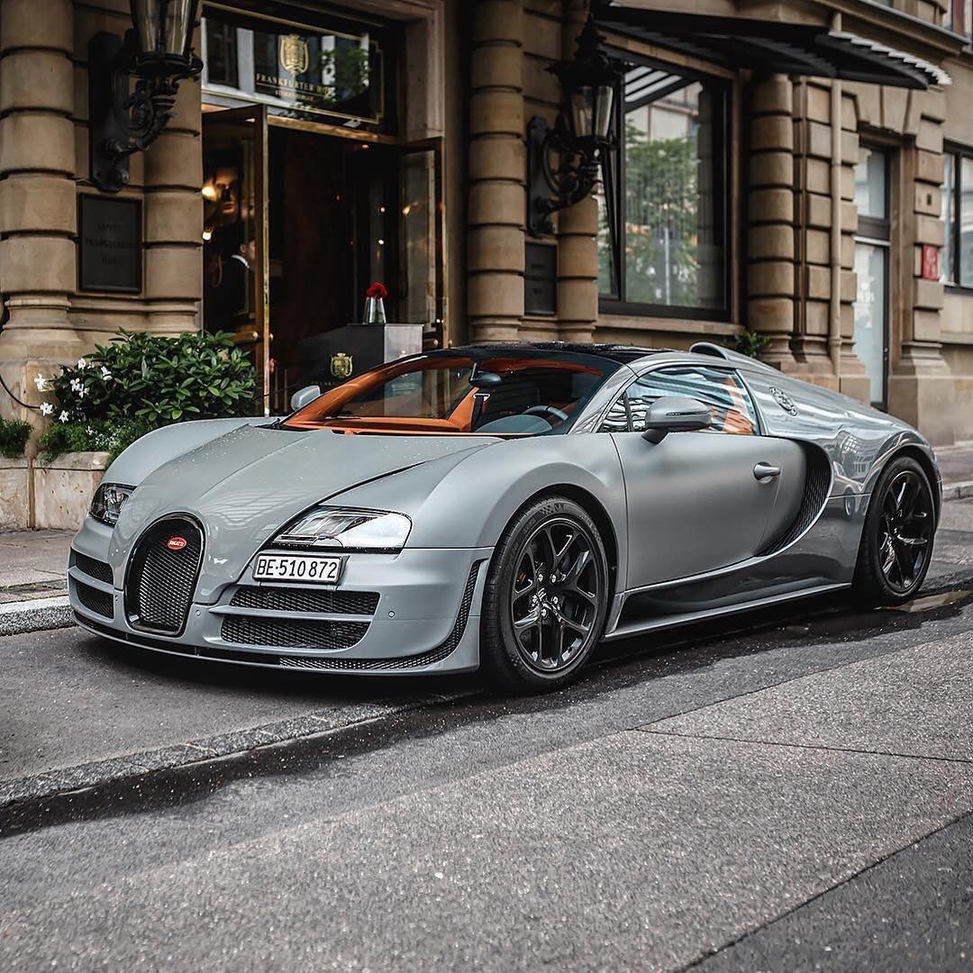 Two shades of grey 👌