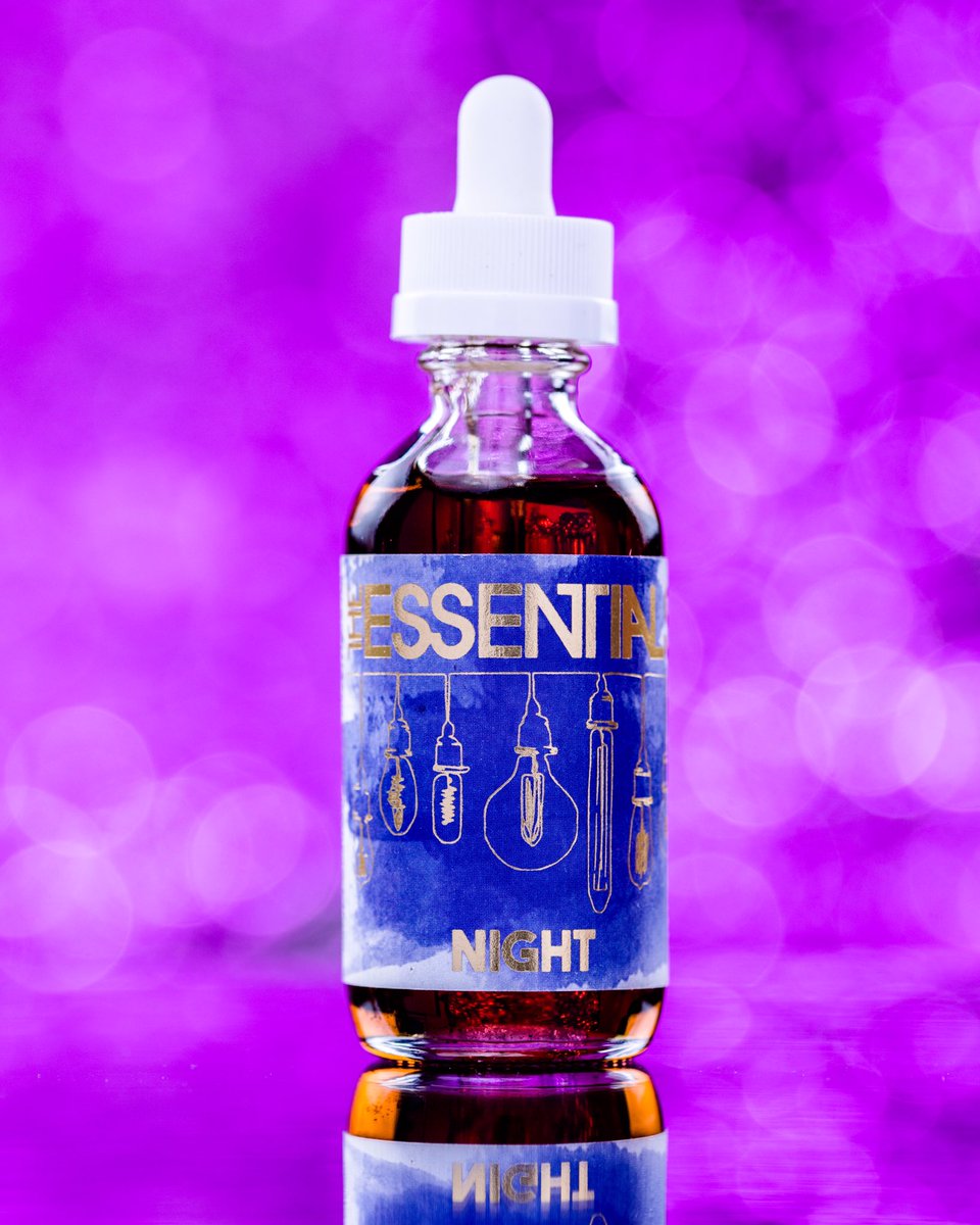 Essentials_Vape's tweet photo. That Red Velvet Cupcake is looking pretty good 👌🏼@Essentials_Vape --------> @LFNTdistro #vape #vaping https://t.co/gMIvvql6hs
