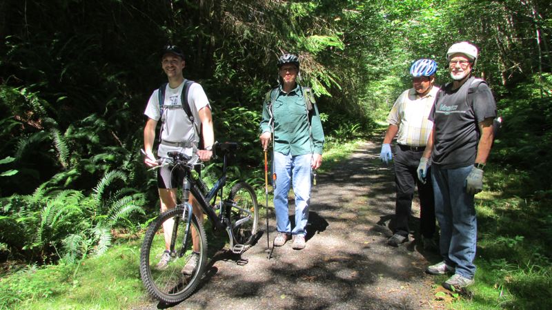 RealJakeMcNeal's tweet photo. Longview Border Crossers will welcome public to Scappoose Crown Zellerbach Walk https://t.co/vAnr8gUU81 @ScappooseTribe @JungleCrewSHHS https://t.co/zW1uxKtBJm