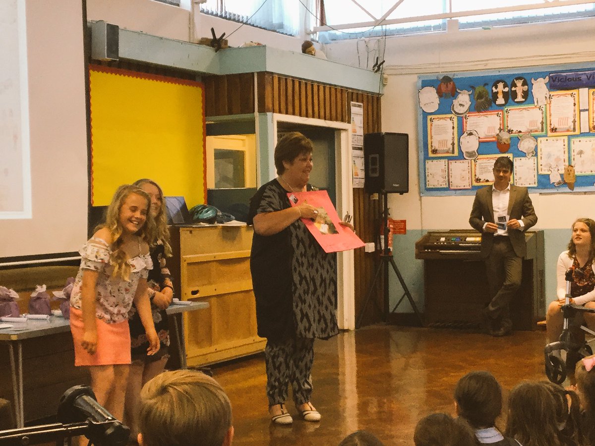 ysgolfali's tweet photo. 'Thank you' cards from year six pupils to former teachers #Anglesey
Mrs Evans - yr 2
Mrs Aspinall - yrs 3&amp;4
Mr Evans - yrs 5&amp;6 https://t.co/R2WnWYSHbT