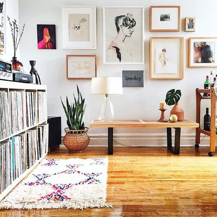 shophesby's tweet photo. Love a good gallery wall! 👌🏻#hesbystyle 📷@lana_gto https://t.co/poaNr1zKOI