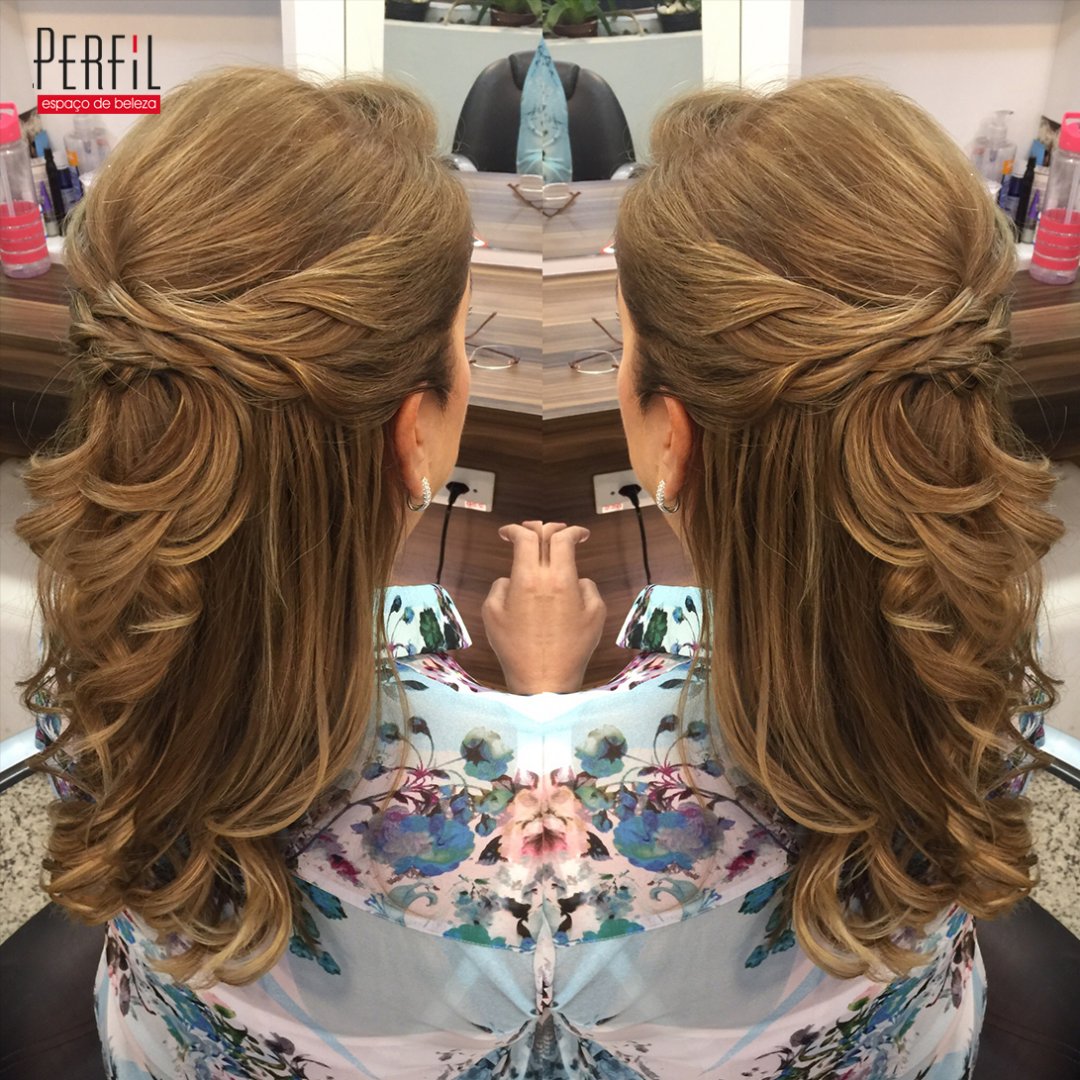 espacoperfil's tweet photo. Penteado em dose dupla 😁😁😁😁😁😁 ☎ (11)99243-3922 ☎ (11)5052-0360 #espacoperfil #momentoperfil #belezarevelada #moema #sp #saopaulo #salao #hai https://t.co/EOh5vngyKb
