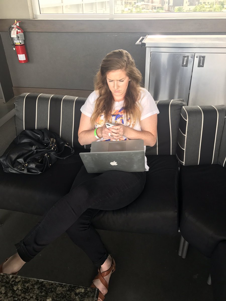 neil_adavies's tweet image. .@ashlyn623 having a bitchin time at the @methodcom summer party. #MethodPride #clientproblems