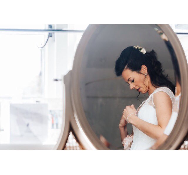 Elegant Sophie getting ready for her big day #makeup #wedding #bride