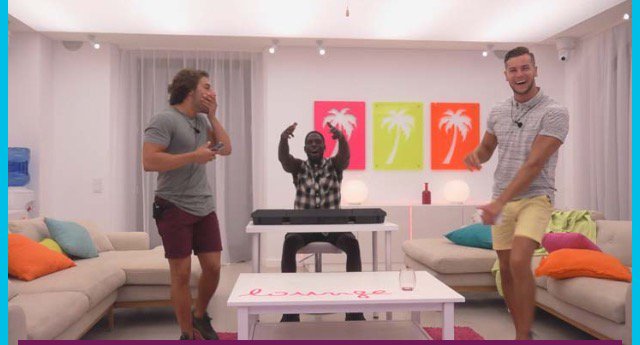 RUNKMC3's tweet photo. @LoveIsland the best rap group of all time #RUNKMC #loveisland https://t.co/5bRQ0ra9Nt