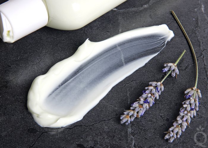brambleberry's tweet photo. Add new Allantoin Powder your handmade creations for an extra boost of moisture. https://t.co/T2p5aBtpLs https://t.co/JitvsiFpBX