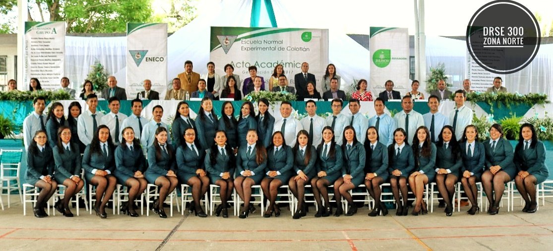 DelgNorte300's tweet photo. Acto académico Generación 2013-2017 
Licenciados en Educacion Primaria #EducaciondeCalidad @CoorDelgReg @garamda74 @PacoAyon @66Pulido https://t.co/2HzY5s3n4B