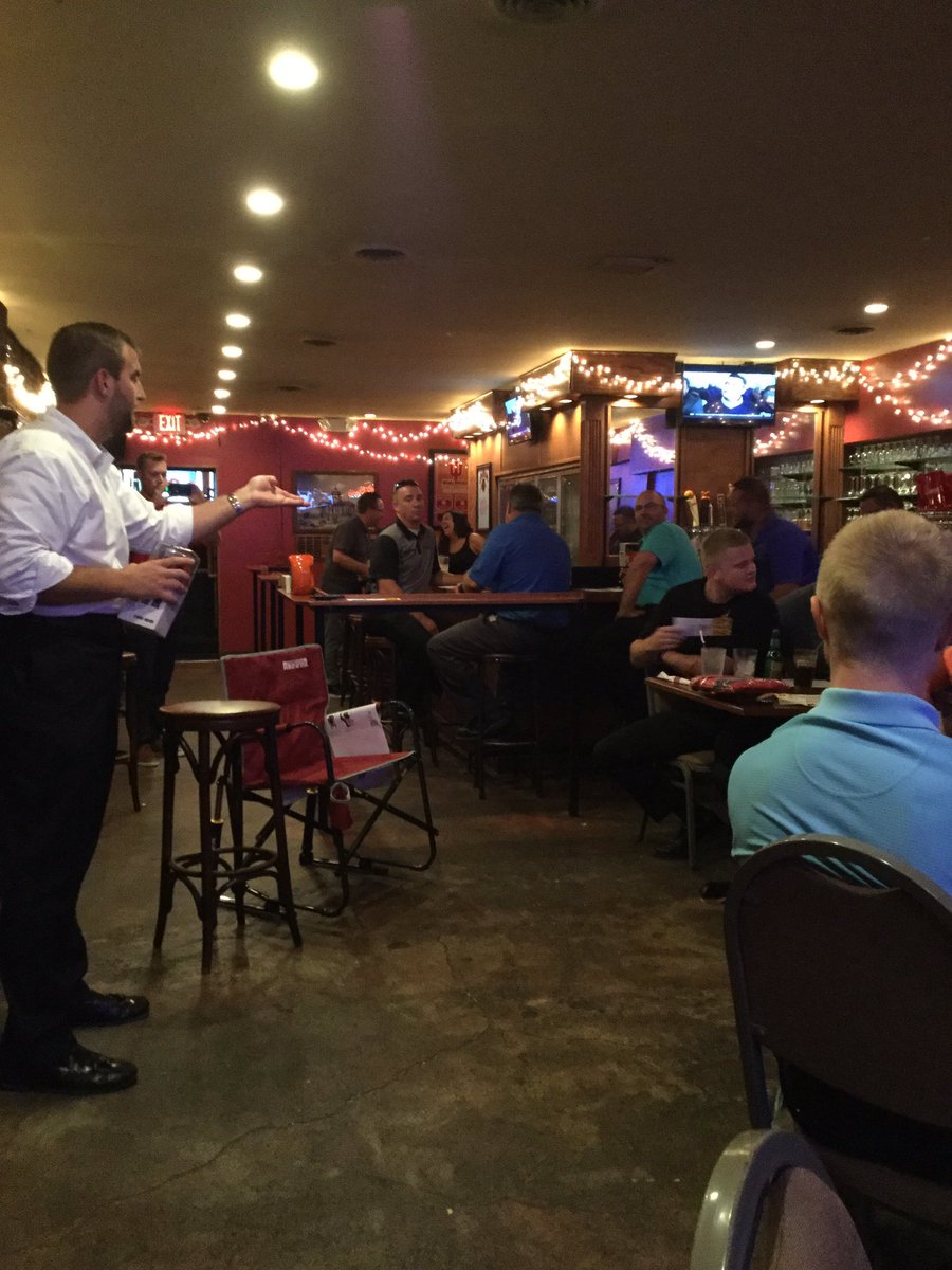 MonarchBeerPro's tweet photo. @monarchbeverage Dos Equis auction is underway tonight at @CrazyHorseBloom https://t.co/TcGAqlvroD