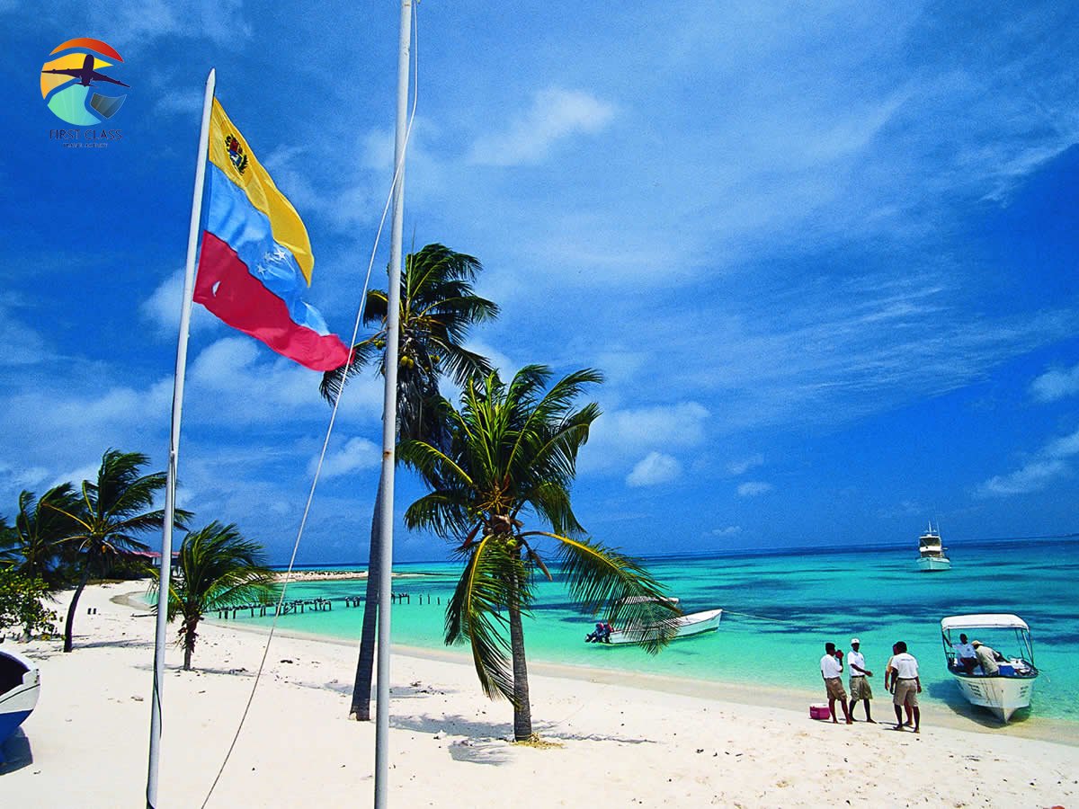 anfirstclass's tweet photo. ¿Te gustaría conocer Los Roques? Pues #ANFirstClass tienen los mejores paquetes a tu alcance ¿Qué esperas? https://t.co/W9cQQPDKW9