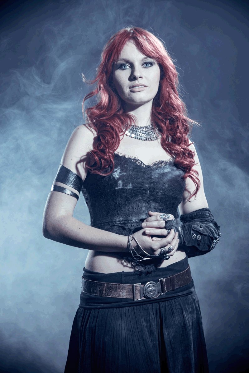 KenIsStrange's tweet photo. Fabienne Erni made me forget too fast to Anna Murphie  ❤️#EvocationII #Eluveitie #metal #folkmetal https://t.co/fHnGdlYM5X