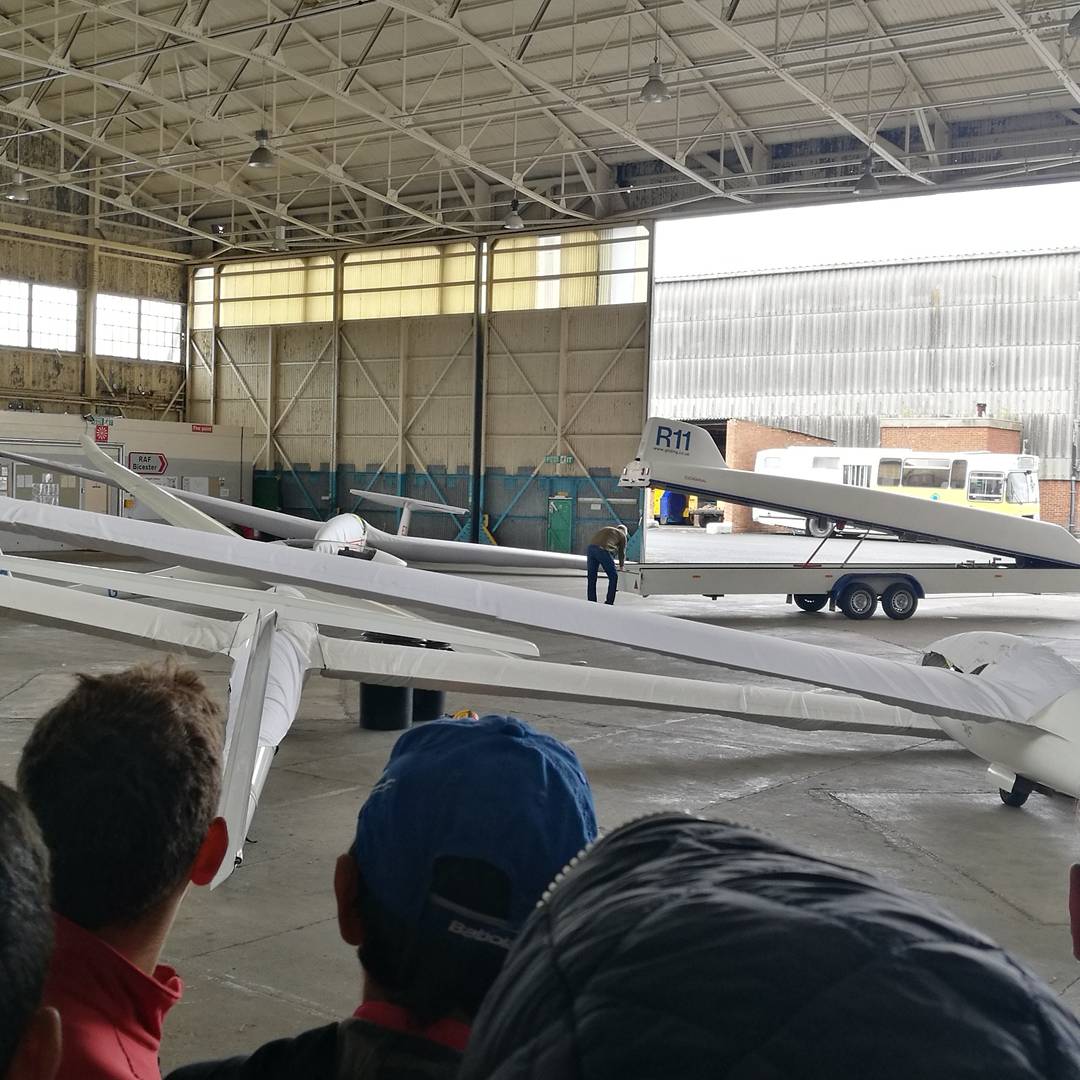 topsummerhalton's tweet photo. Visita al Royal Air Force Airport https://t.co/wC7VgTIMEG
