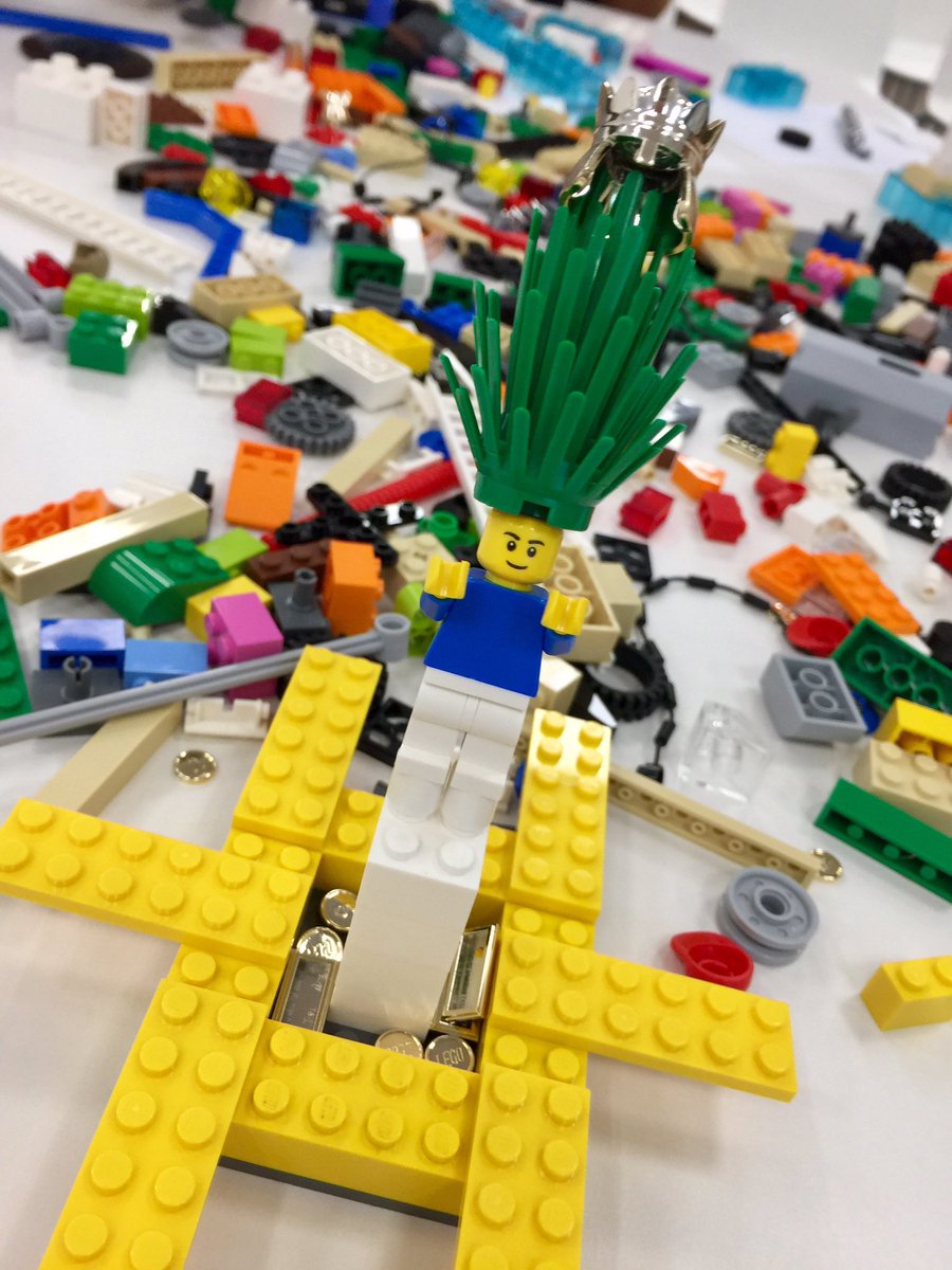 monica_eloo's tweet photo. Gracias al #legoseriousplay de #Trendsight me he dado cuenta que desde que estoy en @CanodromBCN #loslunesmolanmucho y son soleados! https://t.co/oWKdjOZC8B