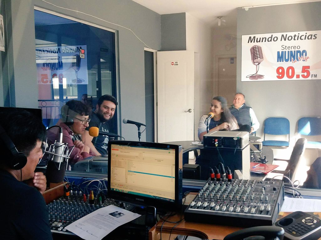 inmusicrecords's tweet photo. Seguimos con el #TourPromocion RIOBAMBA con @mcattanimusic1 #LaVerdad Gracias @lamega_rio x el apoyo siempre @pupi_velasco @Andy_Murill0 https://t.co/8YO4n0pXvi
