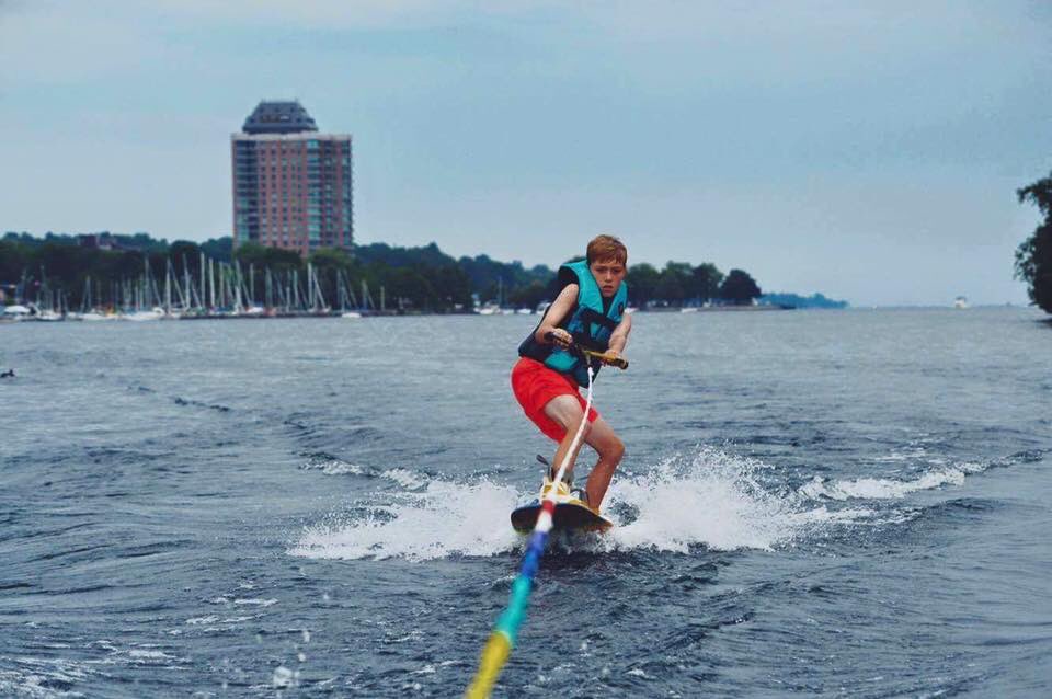 EmergeYuthBrock's tweet photo. All week long: get outside, go boating, exploring, shredding... for absolutely FREE. there's still time to sign up. check the link in bio! 🏝 https://t.co/chYpqOtWVs