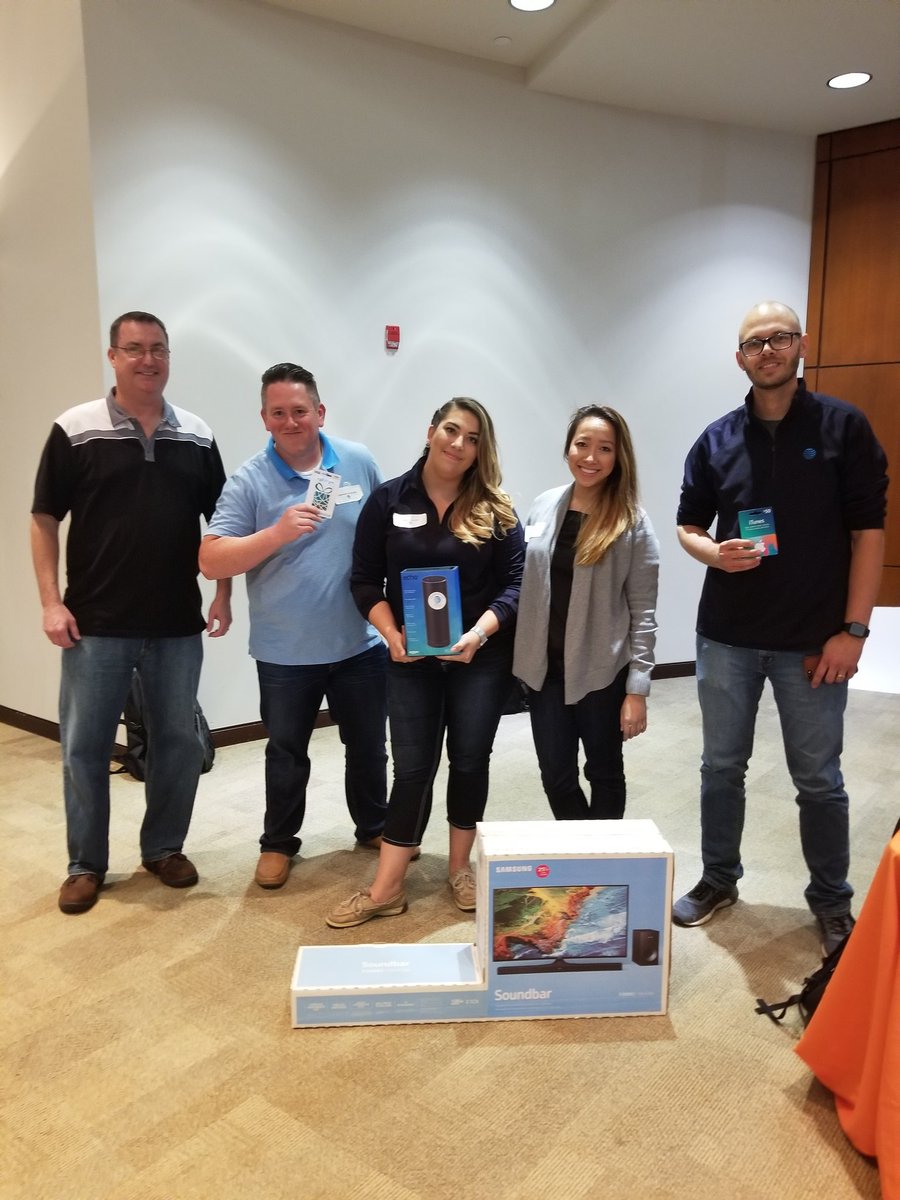 Attaccesryaccelrator tweet media