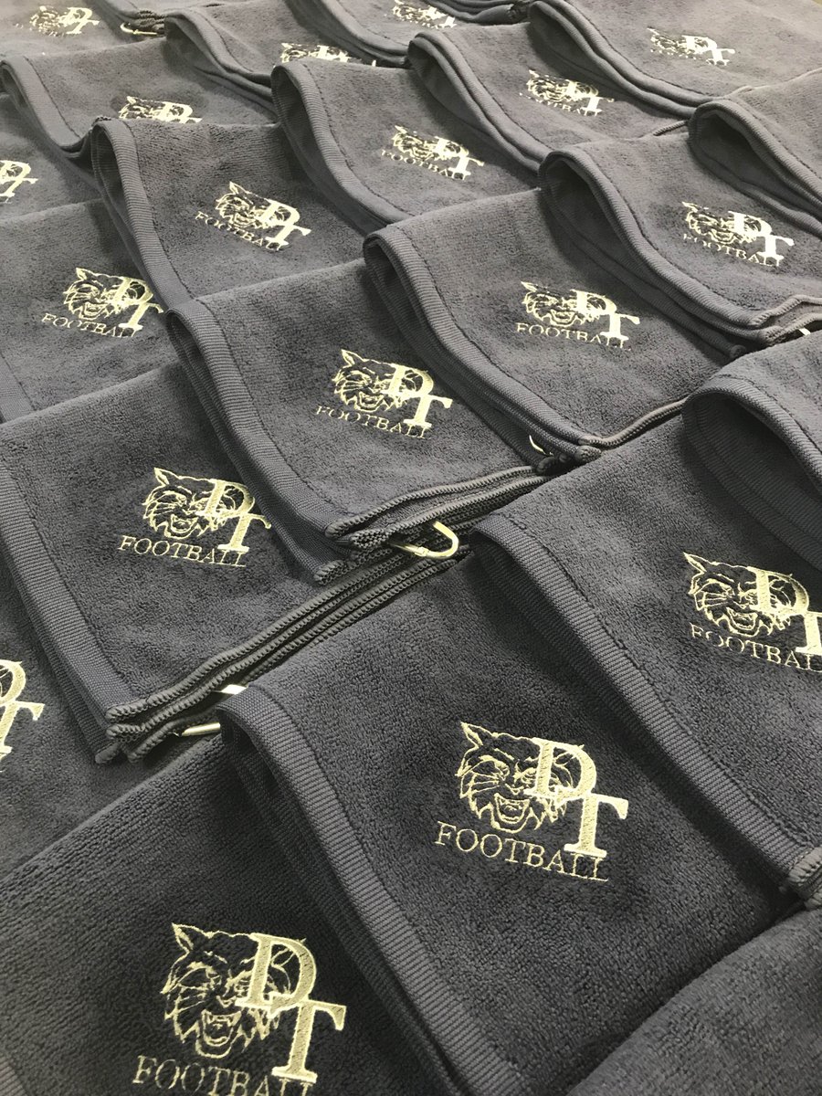 2 The Tee Outfitters tweet media