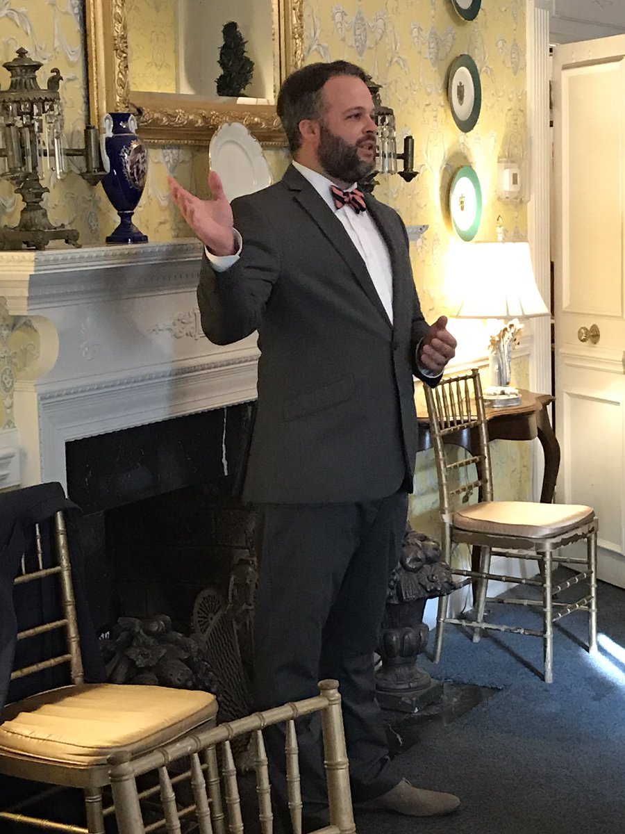 iftheshoefits's tweet photo. So proud of the work @Larken is doing and happy to support him for #CLTcitycouncil https://t.co/XSk0dSN2Ek