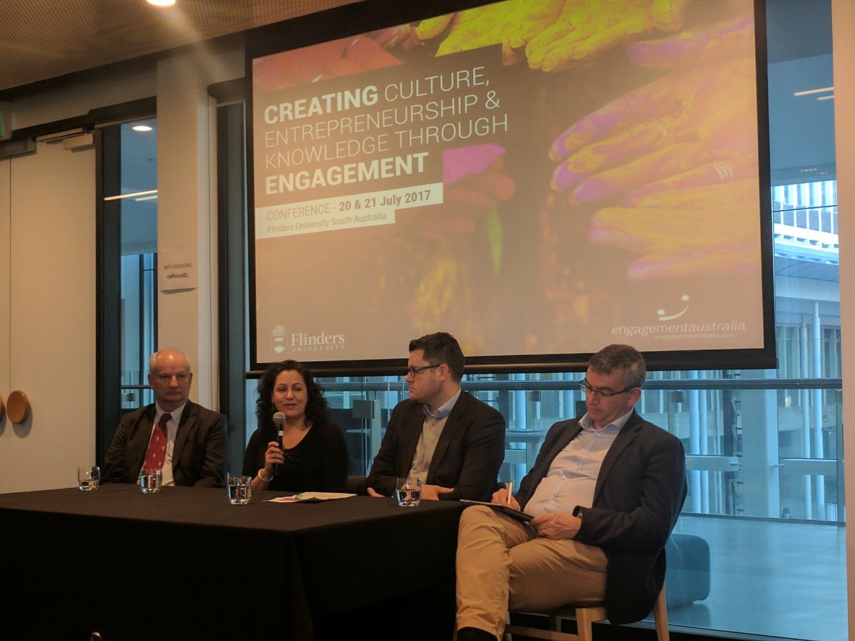 NVIFlinders's tweet photo. Great panel discussing University industry collaboration @flindersmdri @DonDunstan @Flinders #nanoconnect @IdeasBoomAu https://t.co/FM0WNJyb3A