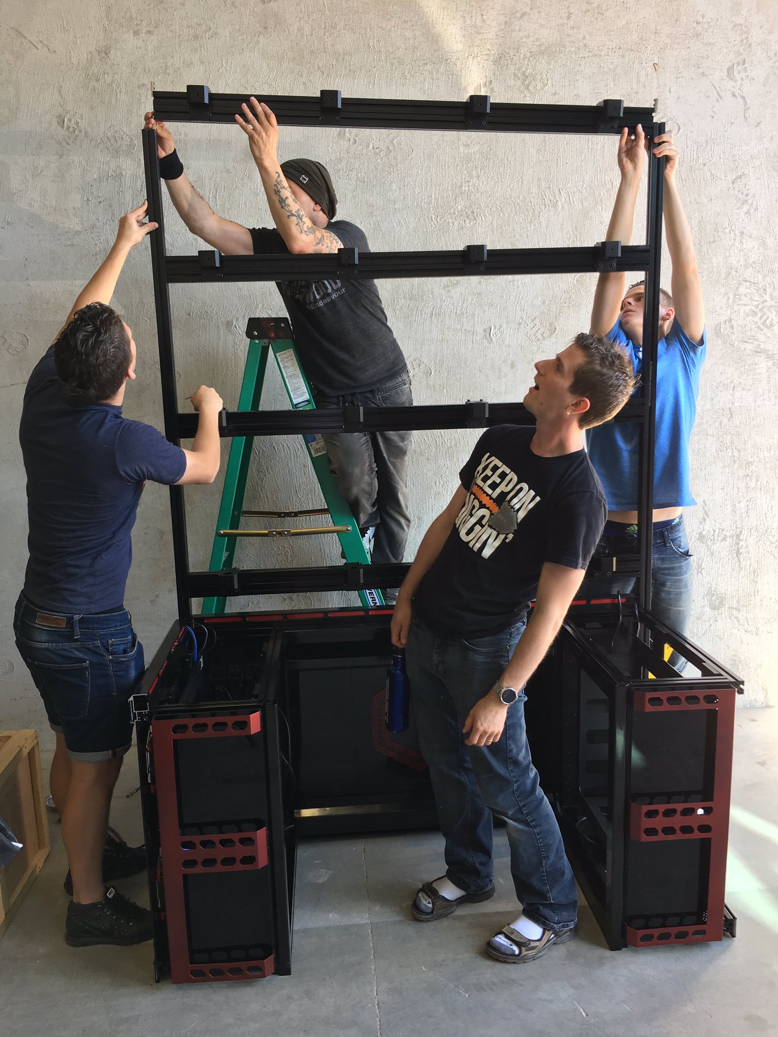 Linus Tech Tips on Twitter: