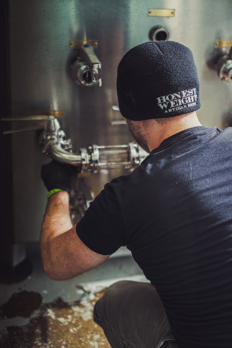 SuzorIT's tweet photo. We're so excited share some of the photographs we took for Honest Weight Brewery in Orange, MA! #localbusiness #HonestWeight #brewery https://t.co/et3CzBCXP1