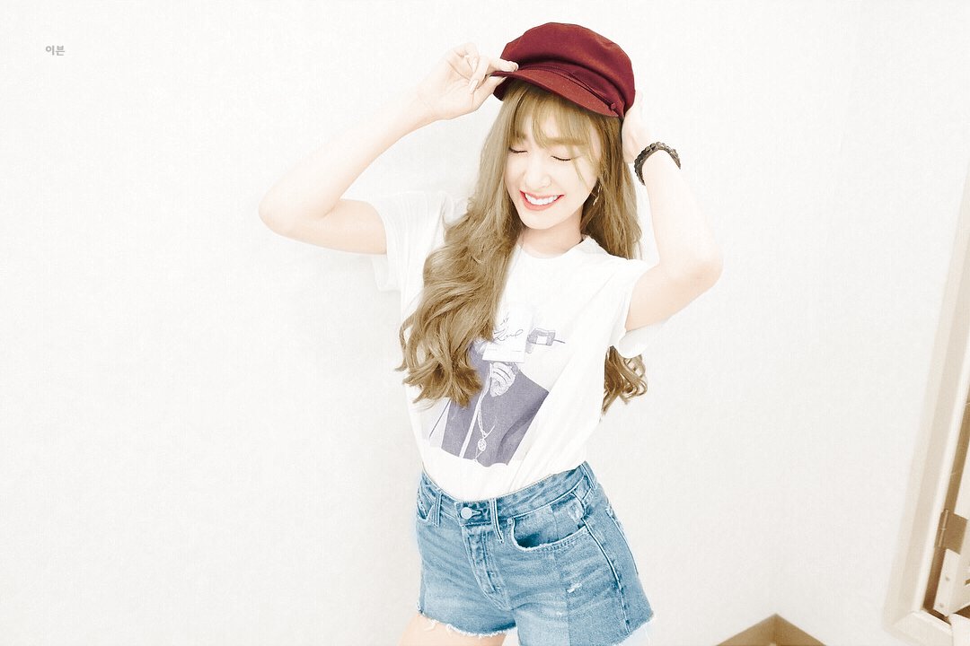 Choi_Shin_6's tweet photo. Mi novia 🌸👑💕
#소녀시대 #티파니 #Tiffany #SNSD #Girlsgeneration #SONE https://t.co/GBma07HKlp