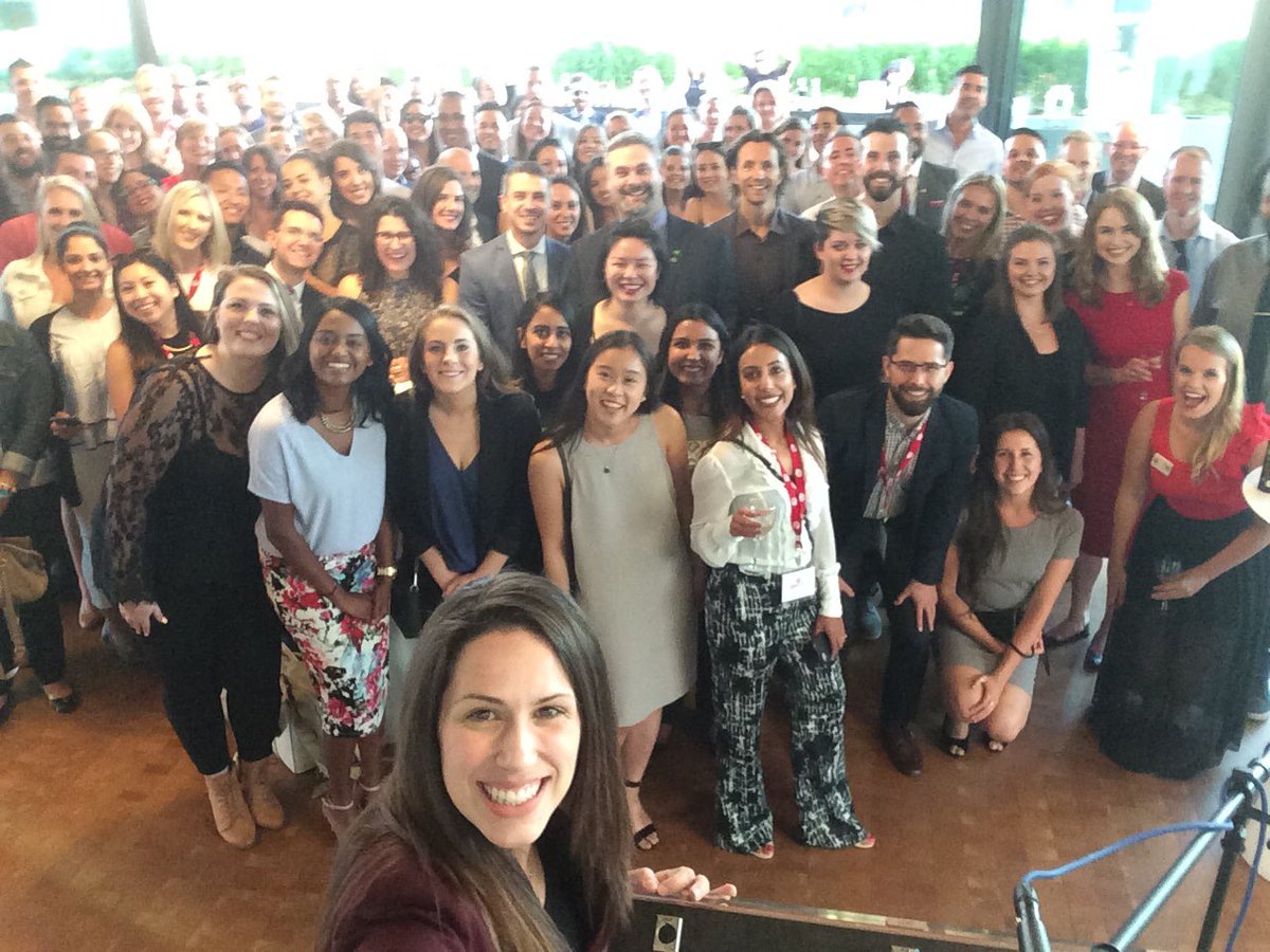 A fun night out @TELUSGarden for #ImpactRed event. #TDgivesback @UWLM <a href="/PacGenNext/">PACGenNext</a> <a href="/esteves_k/">Kelly Chahal</a> <a href="/HSandhu86/">Harpreet Sandhu</a> @seanmccloy <a href="/AndrejH_TD/">Andrej Hostacny</a>