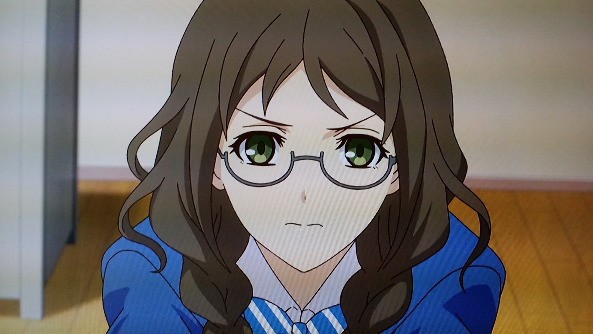 Twitter এ 黒うさぎ 今期のアニメ1話視聴 コンビニカレシ やっと1話見れました 声優の豪華さにひかれて見始めました ベテランの方々が女子高生役を とりあえず釘宮さんでしたが 金髪ツインテのツンデレチビッ子かと思ってたら まさかの眼鏡委員長 でもはまってまし