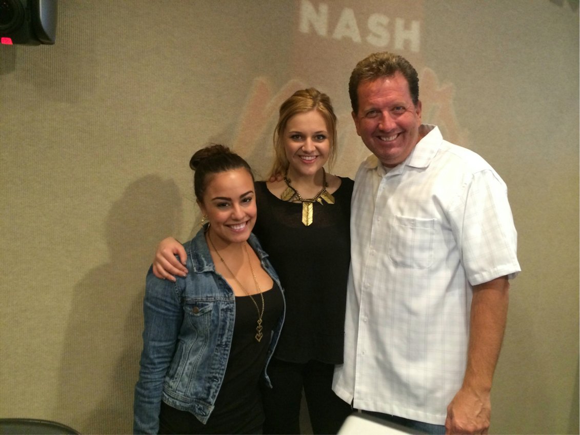 WithElaina's tweet photo. Getting ready to chat with @KelseaBallerini about her #First3Jobs. Here's a #TBT to our first ever chat with her!! https://t.co/lqqpacAwMC