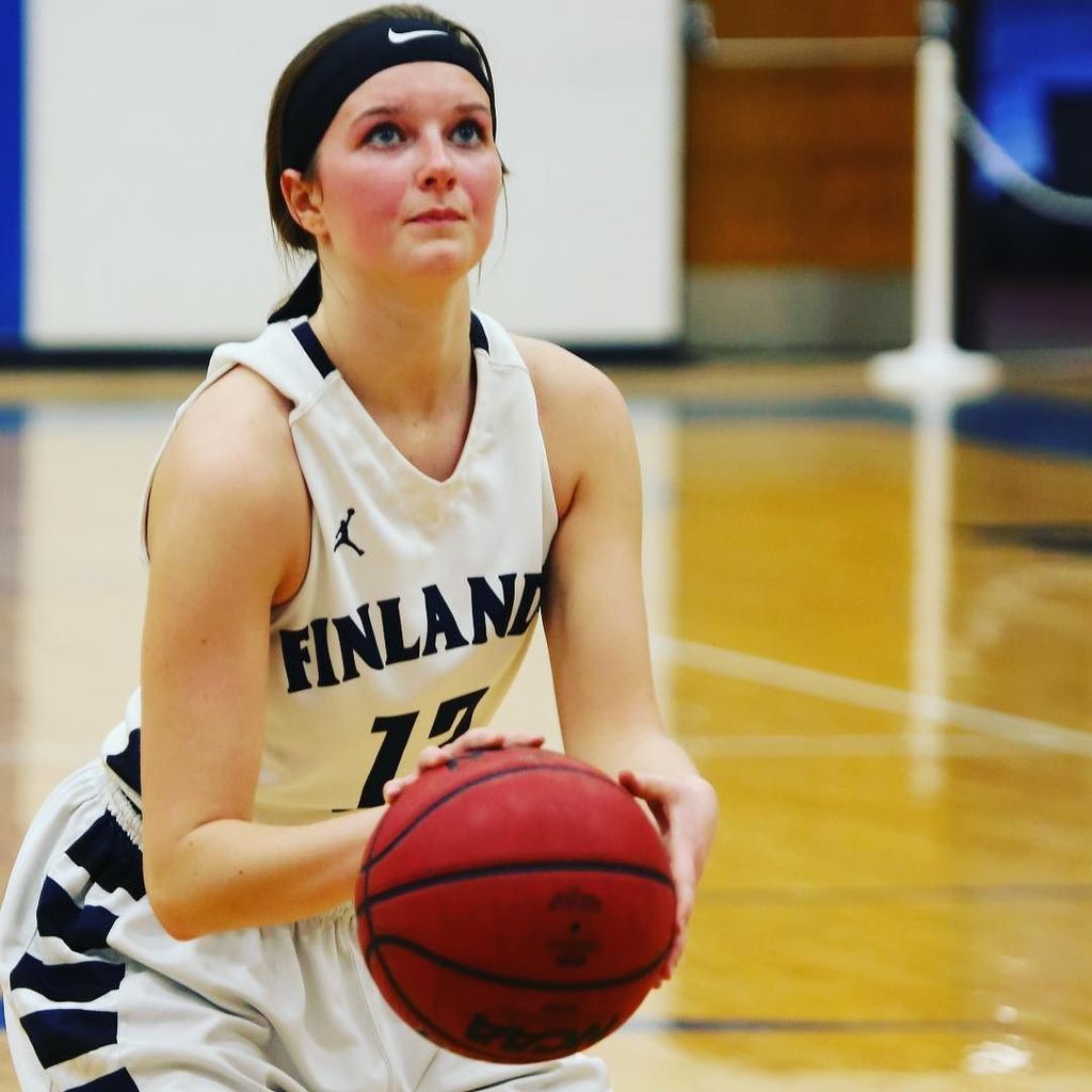 FinlandiaU's tweet photo. Concentrate on those goals, and you'll make them happen. #FinnUPride #yooperhooper https://t.co/XIE7E2JkZ9 https://t.co/KDsUMMOL4e