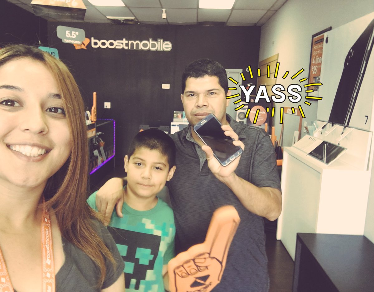 Wire_less_Tree's tweet image. The perx of having boost mobile is we have ADD A LINE for F R E E😉🔥 @DonovanSeb_SPG @mary_sprint #samsungj7perx#boost