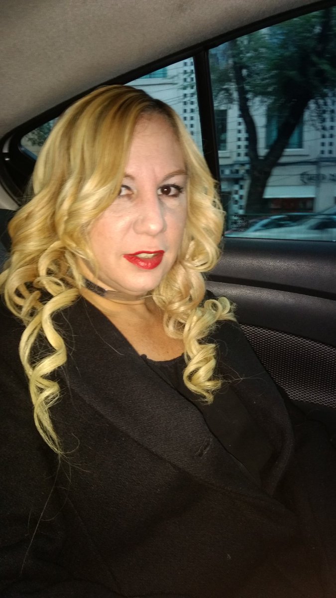 Chilanguiando1's tweet photo. Camino al canal a las 9pm Chilanguiando por https://t.co/VjO1WEfUji https://t.co/T78G7jAxWd