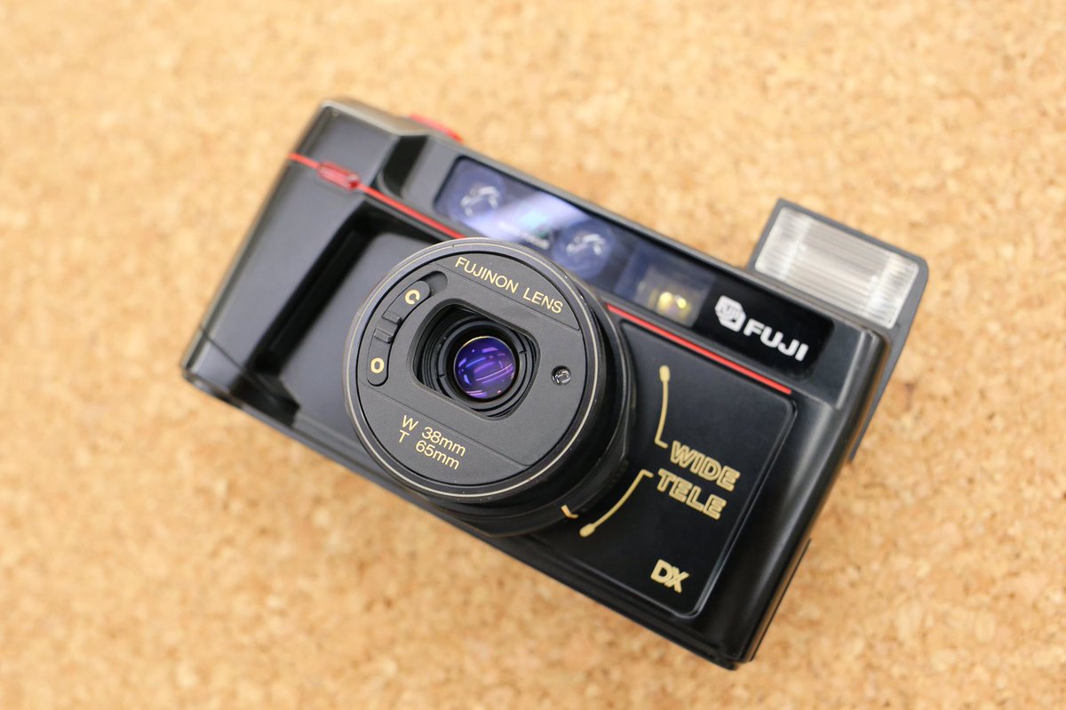 新着コンパクトフィルムカメラ】FUJI TW-300II DATE！二焦点カメラです