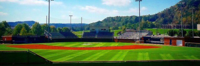 JackClay12's tweet photo. Blessed to receive my first offer from LMU. ⚾️✔️🙌🏻 https://t.co/Sxj3ZF4WZ5