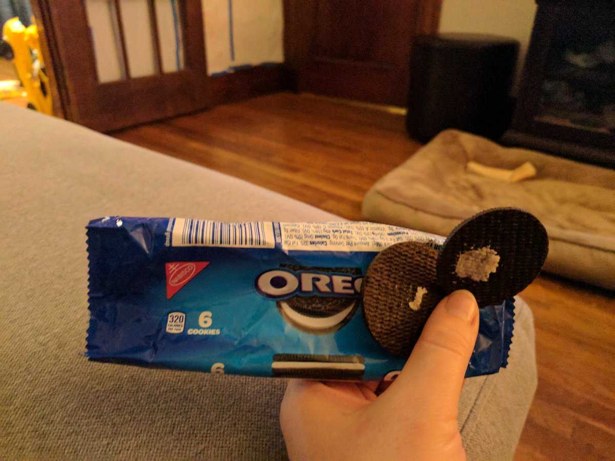 bornsteintaylor's tweet photo. @Oreo ya cut me deep bruh. https://t.co/jXSXE5H2iD